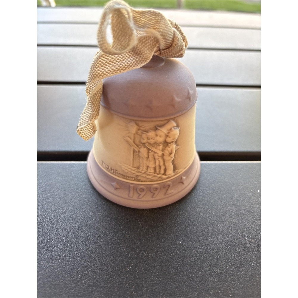 1992 - Hummel Goebel Christmas Bell Series 1989-1992 (HUM 778)